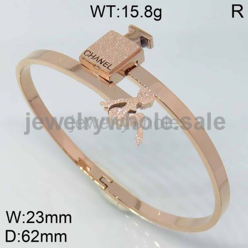 Chanel Bangle P108574viib-317