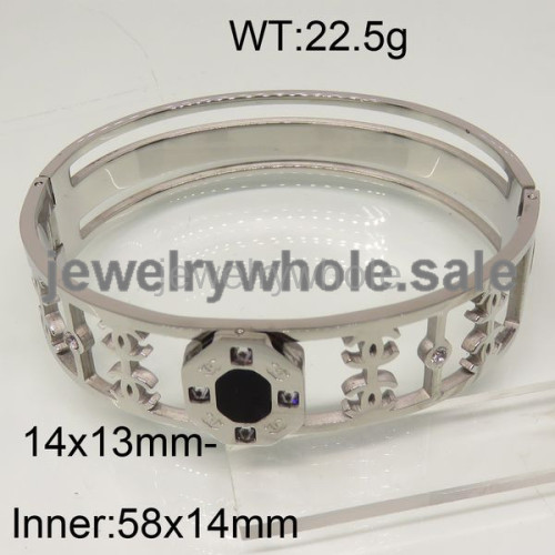 Chanel Bangle   PZ113319ahpv-434