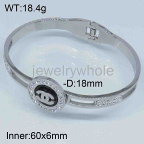 Chanel Bangle  PZ124951biib-317