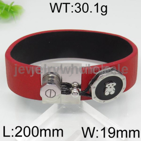 Red Leather Magnetic Openning Bear Bangle 6703170425vkla